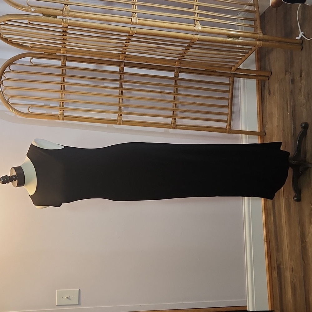 LAUREN Ralph Lauren Black maxi dress sleeveless size M classic luxury minimalist